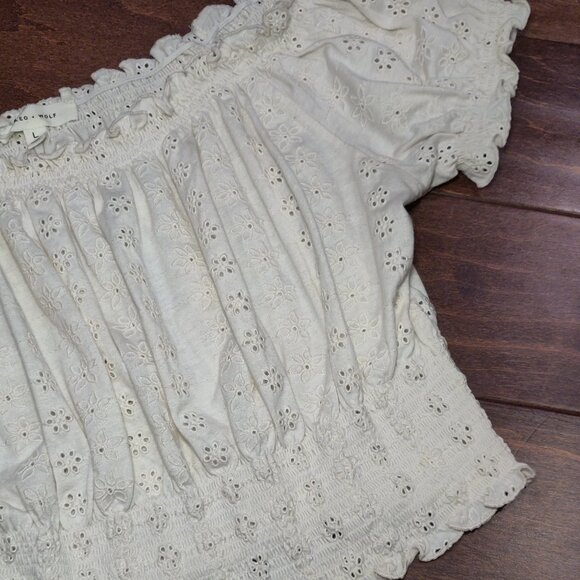 Cleo + Wolf Women's Knit Eyelet Smocked Crop Top SIZE LARGE - Picture 5 of 6